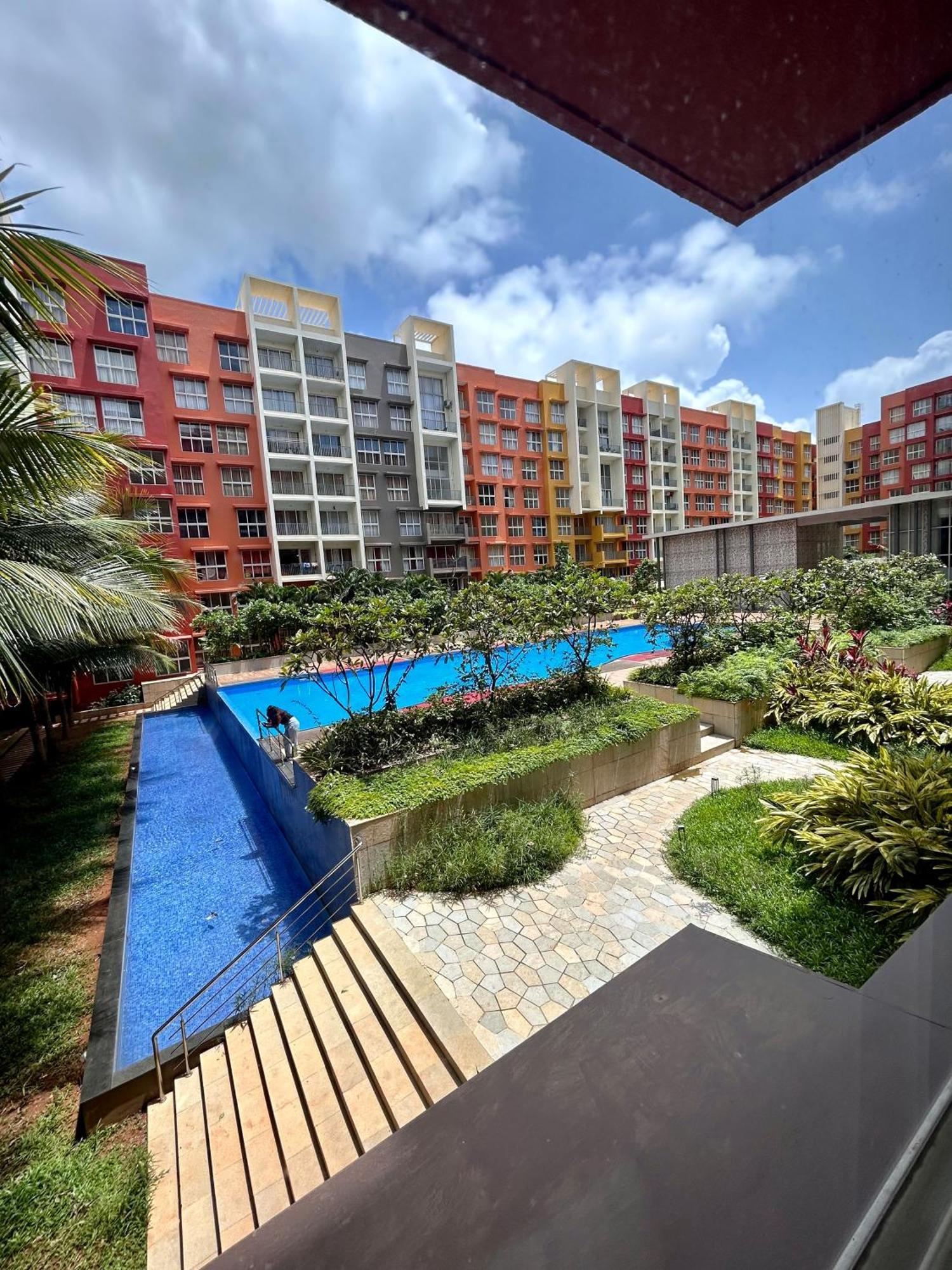 Pool And Garden View Good Stay Premium 2 Bhk Flat 104 Dabolim Exterior foto